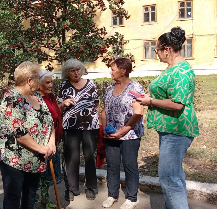 Наталья Бегуненко: По поручению Главы ДНР Дениса Пушилина в Петровском районе продолжаются встречи с населением Наталья Бегуненко: По поручению Главы ДНР Дениса Пушилина в Петровском районе продолжаются встречи с населением