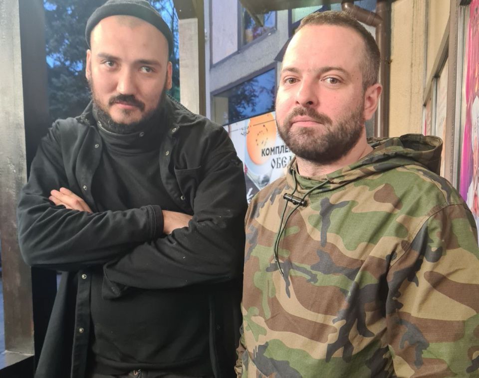 Эксклюзивное интервью военкора агентства ANNA NEWS Марии Коледа с Андреем Михеевым, который в свое время был главным редактором телеканала LifeNews, главным продюсером «видеодирекции» холдинга Rambler&Co, генеральным... Эксклюзивное интервью военкора агентства ANNA NEWS Марии Коледа с Андреем Михеевым, который в свое время был главным редактором телеканала LifeNews, главным продюсером «видеодирекции» холдинга Rambler&Co, генеральным...