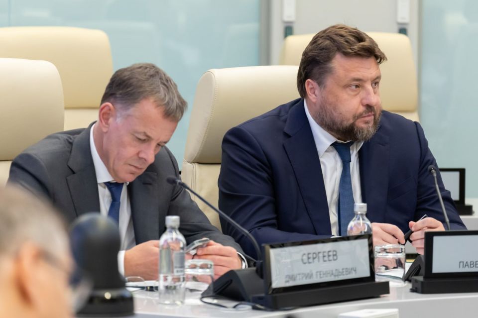 Дмитрий Патрушев: Российские аграрии собрали почти 105 млн т зерна Дмитрий Патрушев: Российские аграрии собрали почти 105 млн т зерна