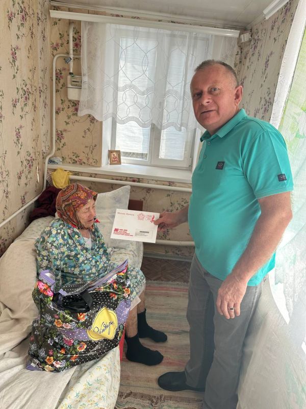 В День освобождения Донбасса от немецко-фашистских захватчиков с глубоким уважением поздравил наших дорогих ветеранов в селе Николаевка В День освобождения Донбасса от немецко-фашистских захватчиков с глубоким уважением поздравил наших дорогих ветеранов в селе Николаевка