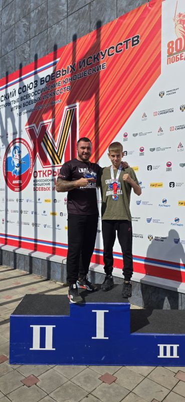 Спортсмены СК "Сила Донбасса" по кикбоксингу с триумфом выступили на Всероссийских играх! Спортсмены СК "Сила Донбасса" по кикбоксингу с триумфом выступили на Всероссийских играх!