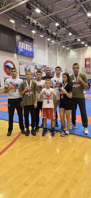 Спортсмены СК "Сила Донбасса" по кикбоксингу с триумфом выступили на Всероссийских играх! Спортсмены СК "Сила Донбасса" по кикбоксингу с триумфом выступили на Всероссийских играх!