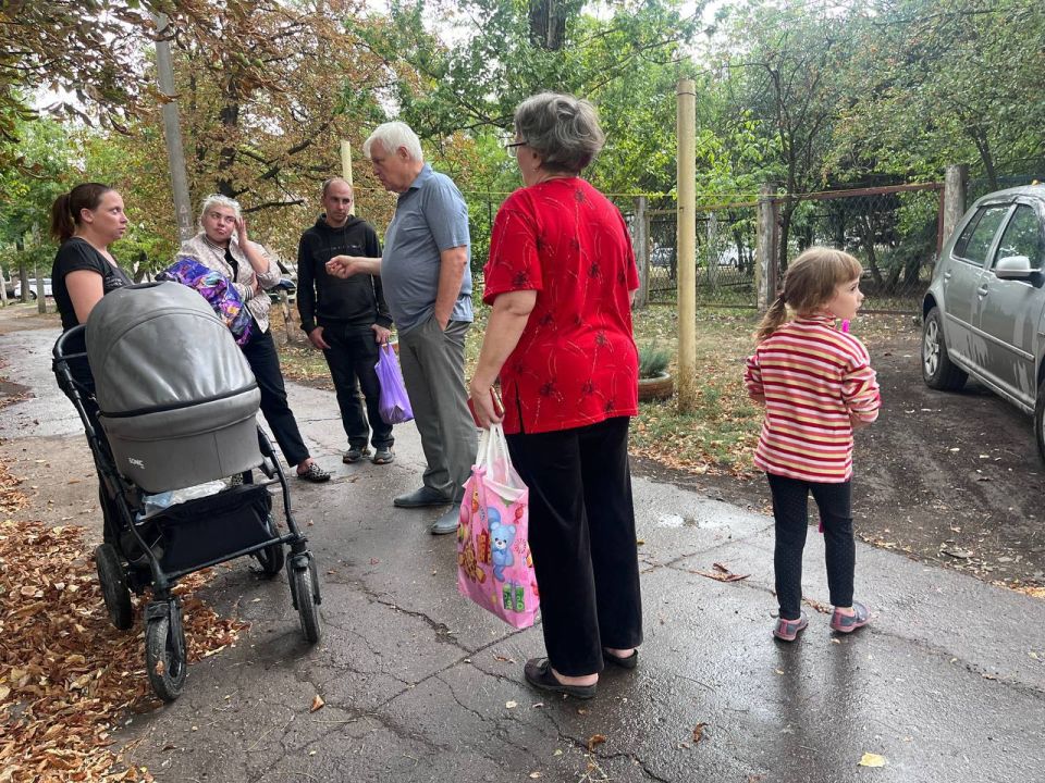9 сентября, руководитель Управы Центрально-Городского внутригородского района Владимир Меша провел встречи на подведомственной территории по адресу: г. Макеевка, ул.Макарова, 71 и ул. Ярошенко, 7 9 сентября, руководитель Управы Центрально-Городского внутригородского района Владимир Меша провел встречи на подведомственной территории по адресу: г. Макеевка, ул.Макарова, 71 и ул. Ярошенко, 7