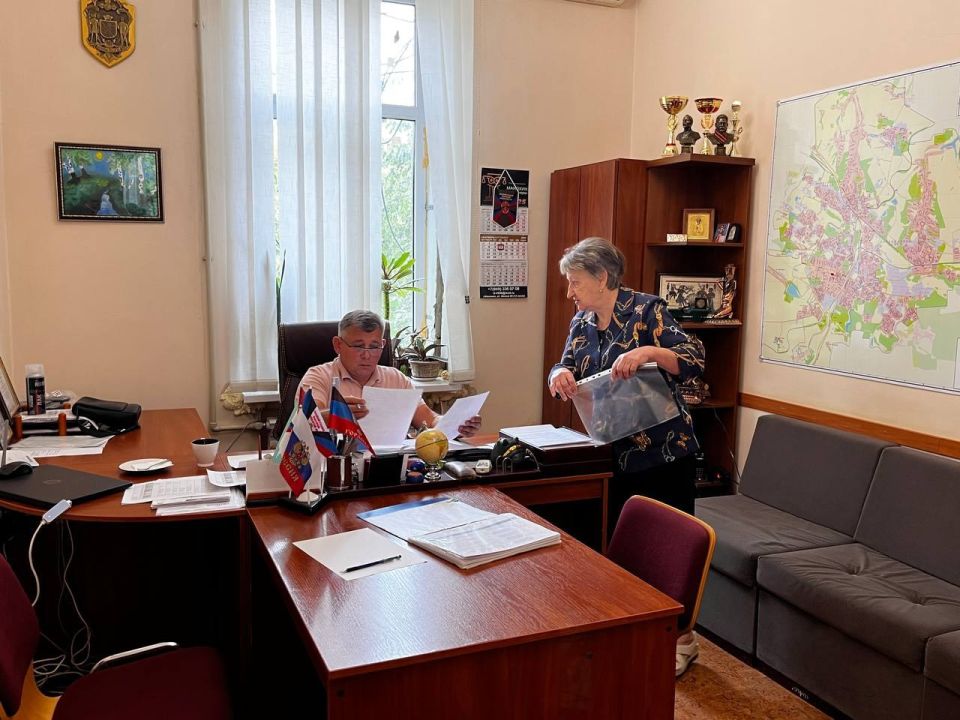 Роман Конев: Состоялся приём граждан депутатом Горловского городского совета Донецкой Народной Республики первого созыва Сергеем Третьяковым Роман Конев: Состоялся приём граждан депутатом Горловского городского совета Донецкой Народной Республики первого созыва Сергеем Третьяковым