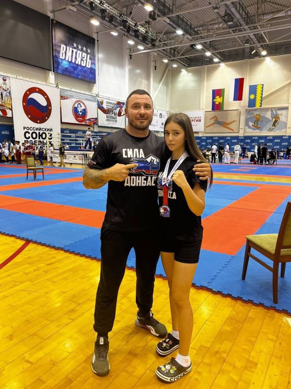 Спортсмены СК "Сила Донбасса" по кикбоксингу с триумфом выступили на Всероссийских играх! Спортсмены СК "Сила Донбасса" по кикбоксингу с триумфом выступили на Всероссийских играх!