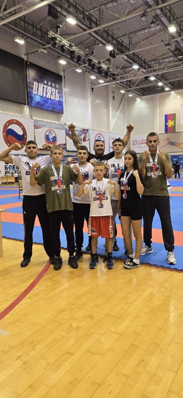 Спортсмены СК "Сила Донбасса" по кикбоксингу с триумфом выступили на Всероссийских играх! Спортсмены СК "Сила Донбасса" по кикбоксингу с триумфом выступили на Всероссийских играх!
