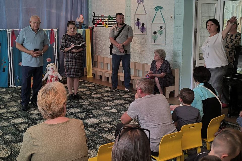 Наталья Бегуненко: По поручению Главы ДНР Дениса Пушилина в Петровском районе продолжаются встречи с населением Наталья Бегуненко: По поручению Главы ДНР Дениса Пушилина в Петровском районе продолжаются встречи с населением