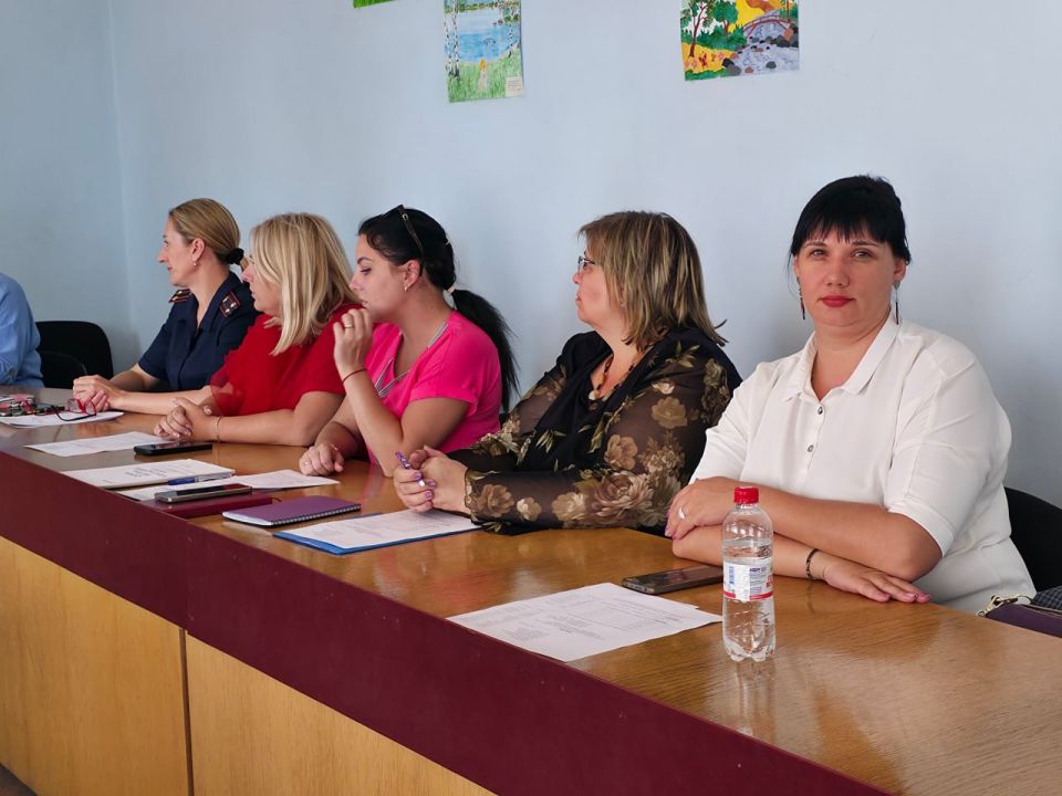 Иван Адамец: В Управе Куйбышевского района состоялось заседание комиссии по делам несовершеннолетних и защите их прав Иван Адамец: В Управе Куйбышевского района состоялось заседание комиссии по делам несовершеннолетних и защите их прав