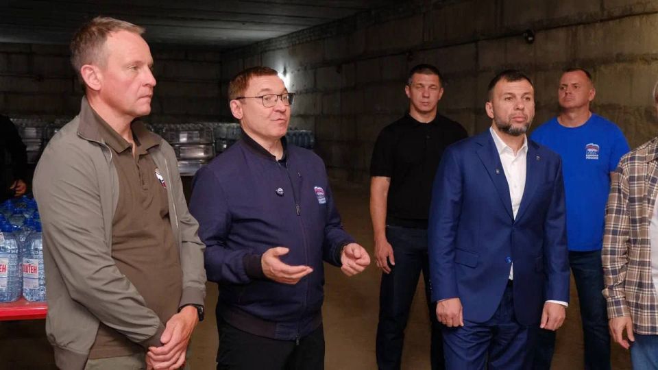 Сергей Прокопенко: Вода даёт жизнь. С секретарем Генсовета Партии "Единая Россия", первым зампредседателя Совета Федерации Владимиром Якушевым, Главой Донецкой Народной Республики Денисом Пушилиным, Руководителем ЦИК Партии... Сергей Прокопенко: Вода даёт жизнь. С секретарем Генсовета Партии "Единая Россия", первым зампредседателя Совета Федерации Владимиром Якушевым, Главой Донецкой Народной Республики Денисом Пушилиным, Руководителем ЦИК Партии...