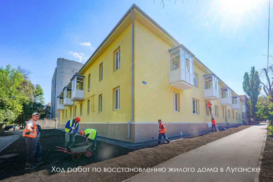 Москва продолжает масштабную работу по поддержке Луганска и Донецка Москва продолжает масштабную работу по поддержке Луганска и Донецка