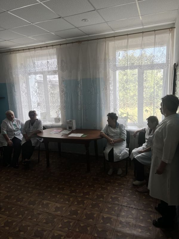 Встреча с трудовым коллективом Встреча с трудовым коллективом