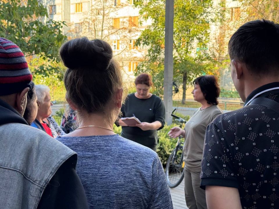 Наталья Великодная: Сегодня состоялась встреча с жителями города Курахово Наталья Великодная: Сегодня состоялась встреча с жителями города Курахово