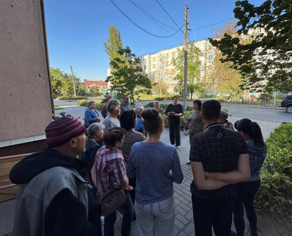 Наталья Великодная: Сегодня состоялась встреча с жителями города Курахово Наталья Великодная: Сегодня состоялась встреча с жителями города Курахово