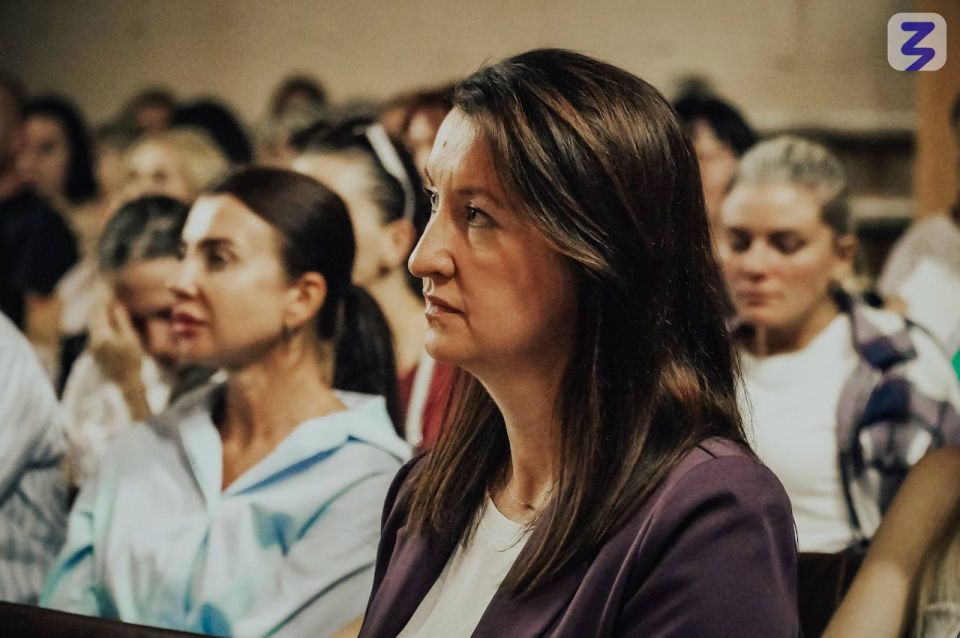 Как уберечь детей от современных угроз? Министр молодежной политики ДНР провел лекцию для родителей Как уберечь детей от современных угроз? Министр молодежной политики ДНР провел лекцию для родителей