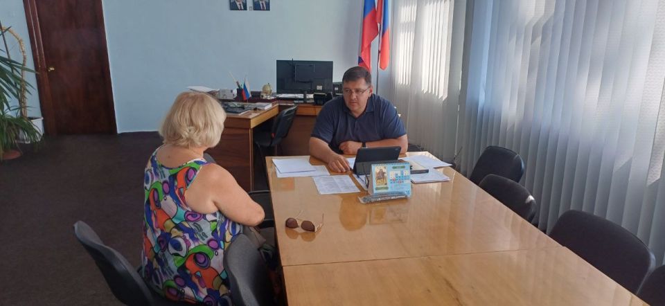 Василий Овчаров: В местной Общественной Приёмной партии "Единая Россия" Новоазовского муниципального округа провел личный прием граждан Василий Овчаров: В местной Общественной Приёмной партии "Единая Россия" Новоазовского муниципального округа провел личный прием граждан