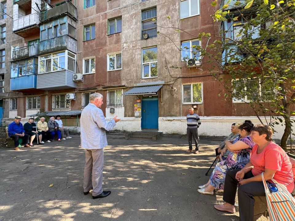 Сергей Литвинов: Встретился с жителями Ждановки Сергей Литвинов: Встретился с жителями Ждановки