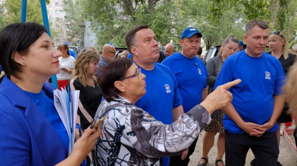Константин Кузьмин: Продолжаем помогать нашим людям! Константин Кузьмин: Продолжаем помогать нашим людям!
