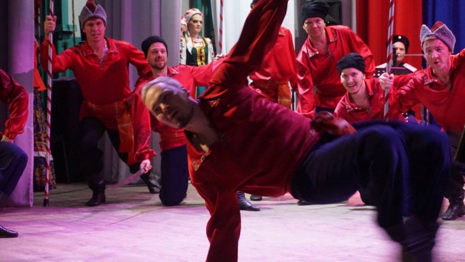 Казачья удаль: «Разгуляй» в Мангуше! Казачья удаль: «Разгуляй» в Мангуше!