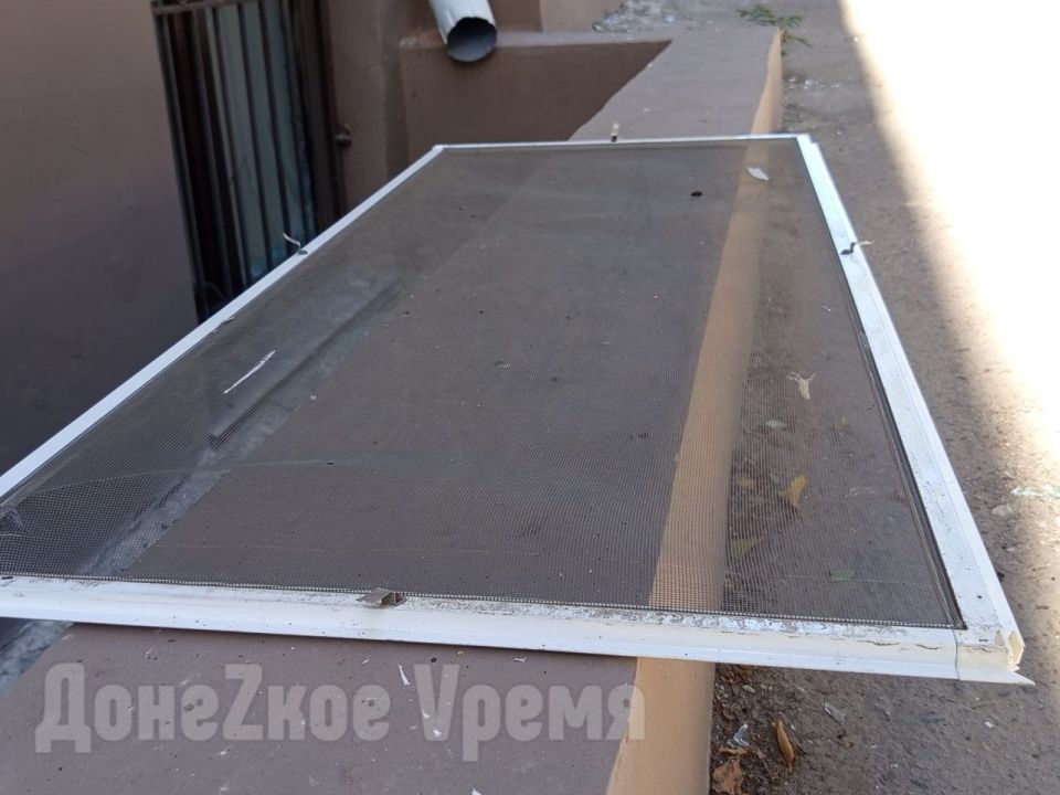 Повреждения небольшие: так Республиканский центр травматологии выглядит после обстрела Повреждения небольшие: так Республиканский центр травматологии выглядит после обстрела