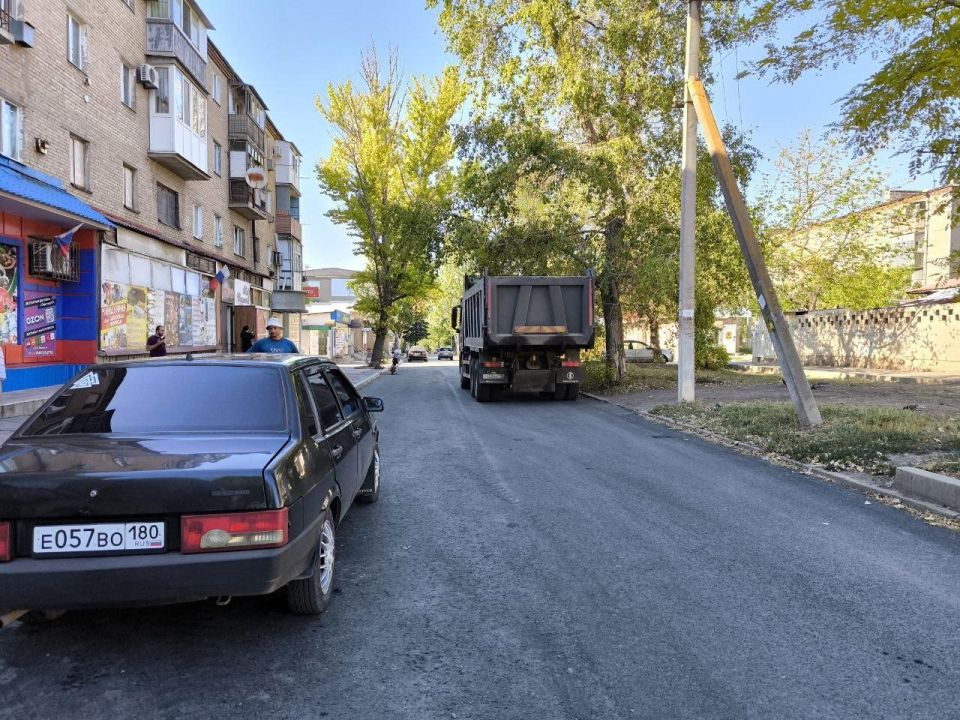 Регионы-шефы продолжают восстанавливать дорожную инфраструктуру в населенных пунктах Республики Регионы-шефы продолжают восстанавливать дорожную инфраструктуру в населенных пунктах Республики