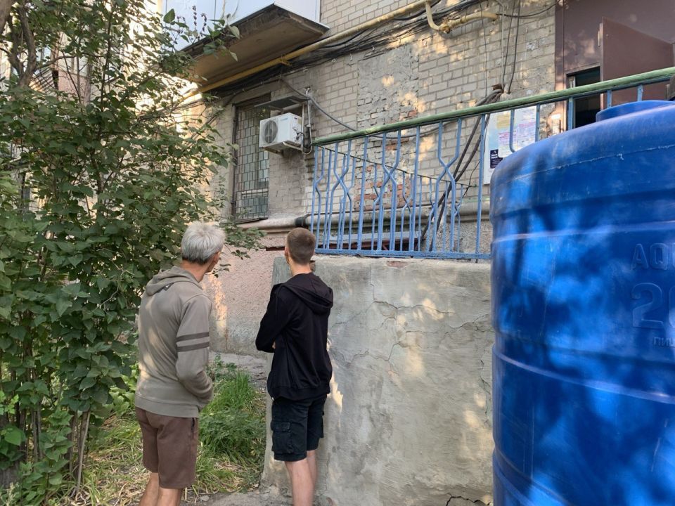 Позитивные изменения на улице Щорса: Дмитрий Плетень (фракция «Единая Россия») провел сход граждан в Донецке Позитивные изменения на улице Щорса: Дмитрий Плетень (фракция «Единая Россия») провел сход граждан в Донецке