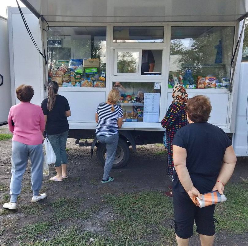 С 10 по 12 сентября 2025 года осуществлена выездная торговля с использованием автомагазинов в населенных пунктах городских округов Докучаевск, Горловка, Мариуполь, Харцызск на территории г С 10 по 12 сентября 2025 года осуществлена выездная торговля с использованием автомагазинов в населенных пунктах городских округов Докучаевск, Горловка, Мариуполь, Харцызск на территории г