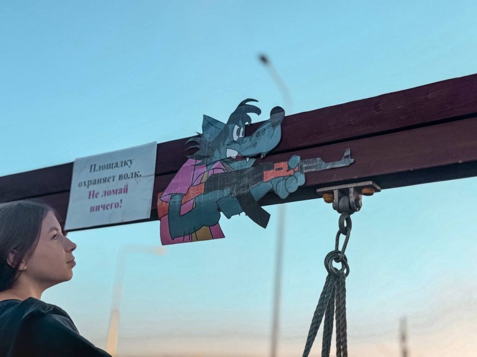 Молодёжка информирует. В современном мире крайне важно оставаться в курсе последних событий и возможностей, особенно для молодого поколения Молодёжка информирует. В современном мире крайне важно оставаться в курсе последних событий и возможностей, особенно для молодого поколения