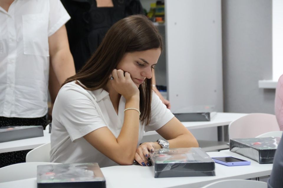 Учимся защищать и создавать: новые учебные кабинеты в Донецком педагогическом Учимся защищать и создавать: новые учебные кабинеты в Донецком педагогическом