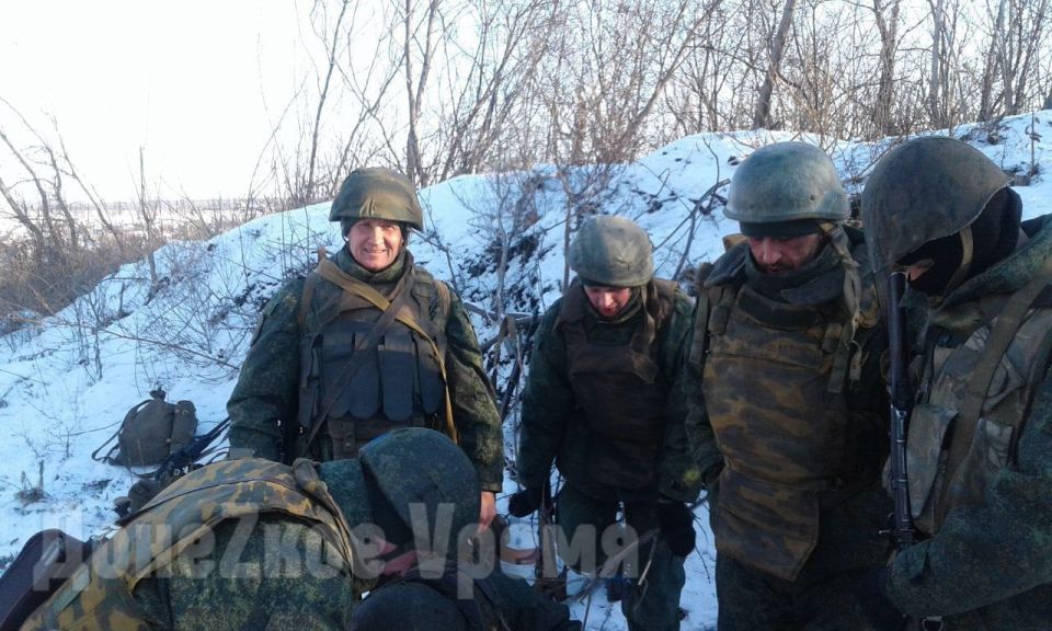 "Нас там было четыре роты": ветеран ополчения вспомнил об обороне ММК имени Ильича "Нас там было четыре роты": ветеран ополчения вспомнил об обороне ММК имени Ильича