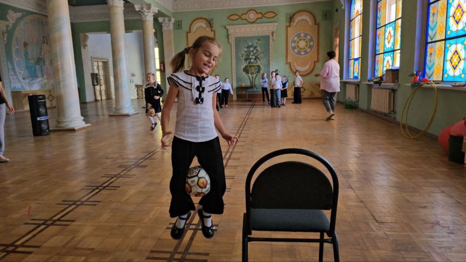 12 сентября в МБУ «МИРОНОВСКИЙ ПОСЕЛКОВЫЙ ДК» прошла развлекательно-игровая программа «ИГРОЛЁТ» для детей 1-2 классов ОШ №9,10 12 сентября в МБУ «МИРОНОВСКИЙ ПОСЕЛКОВЫЙ ДК» прошла развлекательно-игровая программа «ИГРОЛЁТ» для детей 1-2 классов ОШ №9,10
