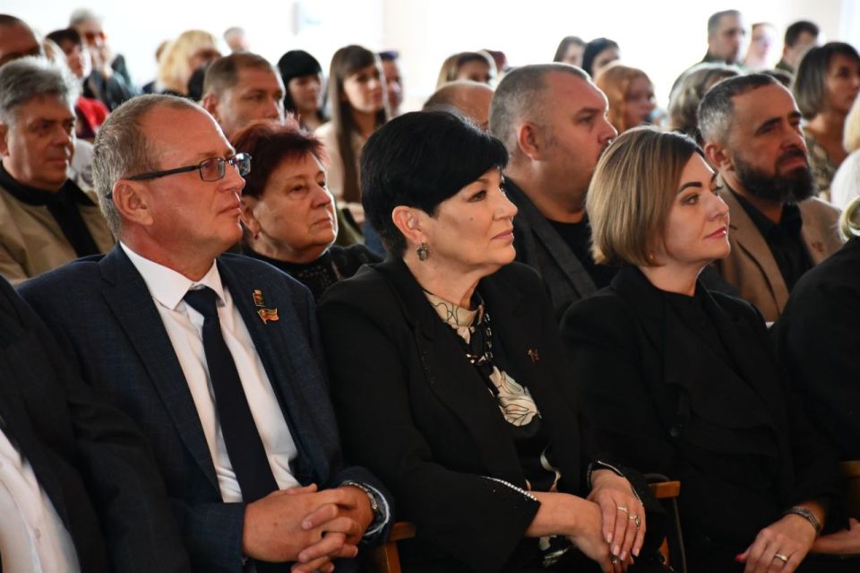 С Днём Рождения родной город! С Днём Рождения родной город!