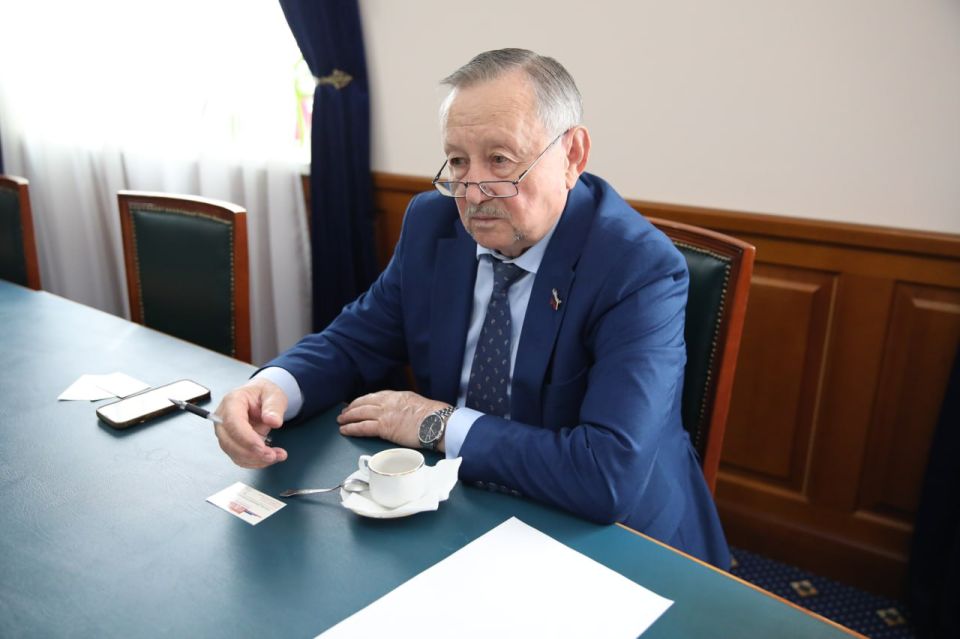 Дмитрий Огилец: По поручению Председателя Народного Совета Константина Александровича Кузьмина посетил Думу Ставропольского Края Дмитрий Огилец: По поручению Председателя Народного Совета Константина Александровича Кузьмина посетил Думу Ставропольского Края