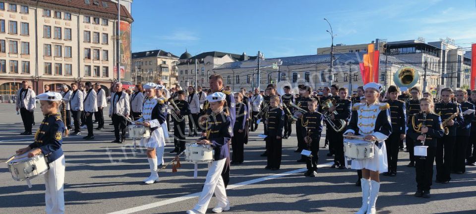 13 сентября в Туле в рамках празднования Дня города состоялся Всероссийский фестиваль духовых оркестров «ФАНФАРЫ ТУЛЬСКОГО КРЕМЛЯ» 13 сентября в Туле в рамках празднования Дня города состоялся Всероссийский фестиваль духовых оркестров «ФАНФАРЫ ТУЛЬСКОГО КРЕМЛЯ»