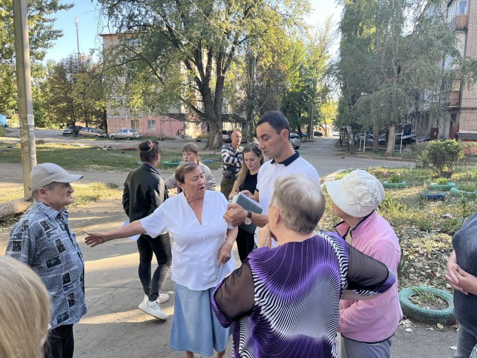 В Пролетарском районе по поручению Главы Донецкой Народной Республики Дениса Пушилина продолжаются встречи с населением В Пролетарском районе по поручению Главы Донецкой Народной Республики Дениса Пушилина продолжаются встречи с населением