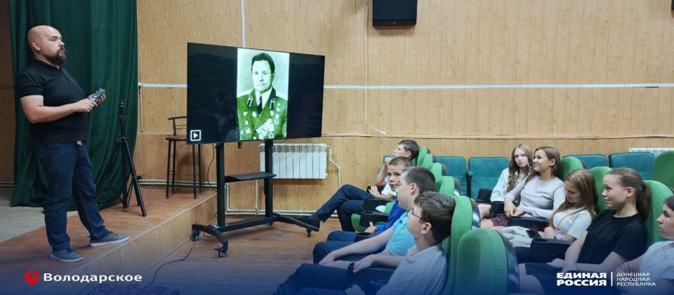 «Броня крепка, и танки наши быстры» «Броня крепка, и танки наши быстры»