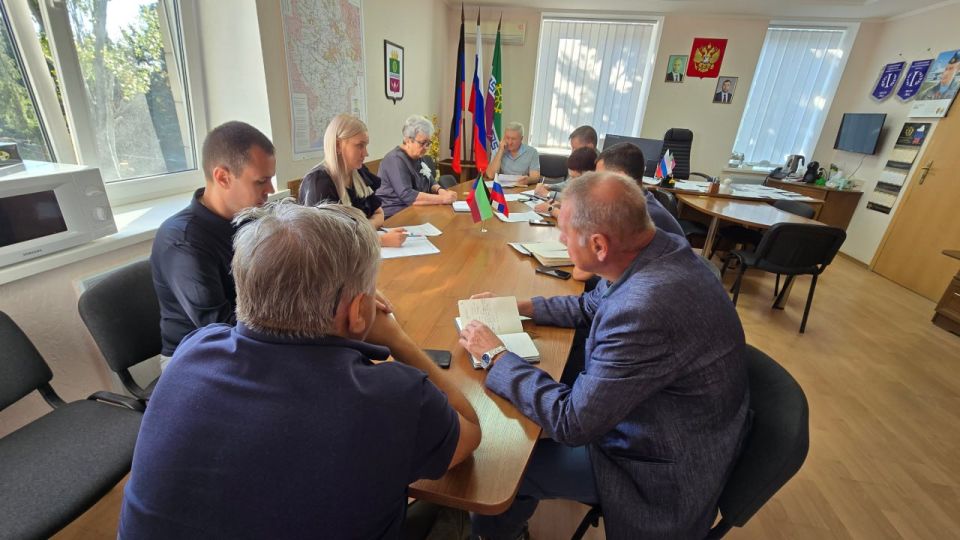 Глава муниципального образования Старобешевский муниципальный округ Николай Михайлов провел оперативное совещание по текущим вопросам Глава муниципального образования Старобешевский муниципальный округ Николай Михайлов провел оперативное совещание по текущим вопросам