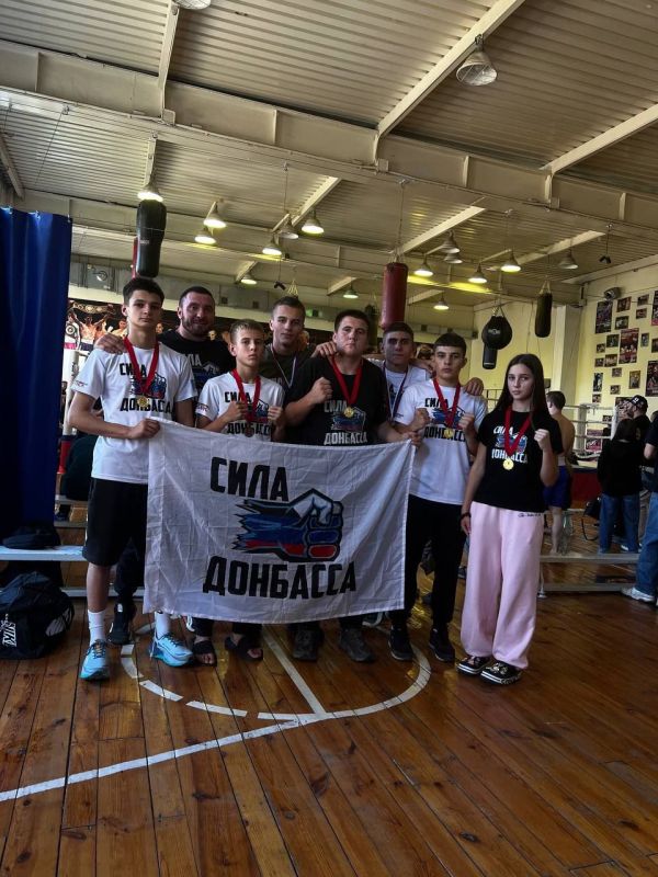 Спортсмены СК "Сила Донбасса" приняли участия в соревнованиях по кикбоксингу в г. Донецк Спортсмены СК "Сила Донбасса" приняли участия в соревнованиях по кикбоксингу в г. Донецк