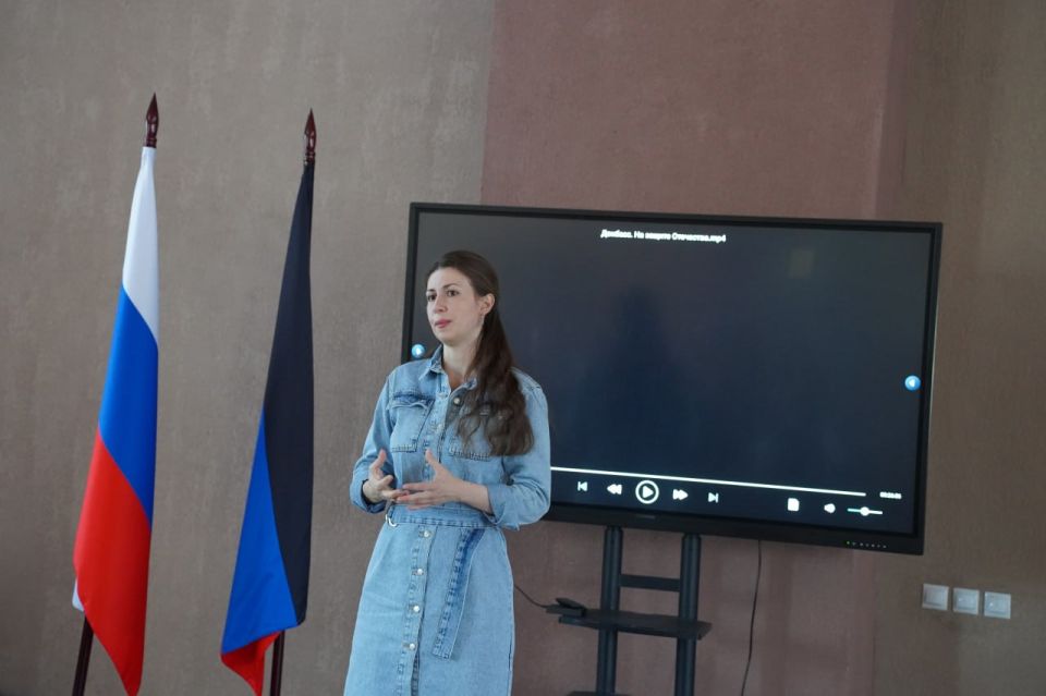 В ПГТУ – филиале НИУ МГСУ для студентов-первокурсников состоялся показ документального фильма «Донбасс. На защите Отечества» В ПГТУ – филиале НИУ МГСУ для студентов-первокурсников состоялся показ документального фильма «Донбасс. На защите Отечества»