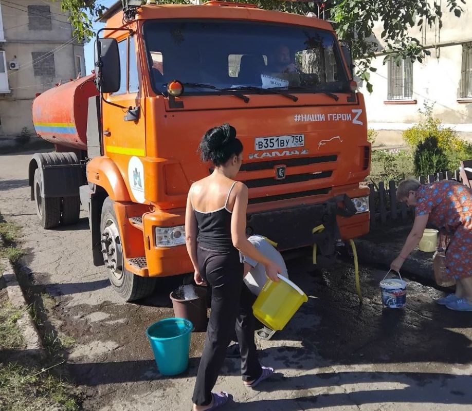 #80регион. Сегодня, 15 сентября, депутат Макеевского городского совета Александр Подгорный провел встречу с жителями на подведомственной территории по ул. Ленина, 131 #80регион. Сегодня, 15 сентября, депутат Макеевского городского совета Александр Подгорный провел встречу с жителями на подведомственной территории по ул. Ленина, 131