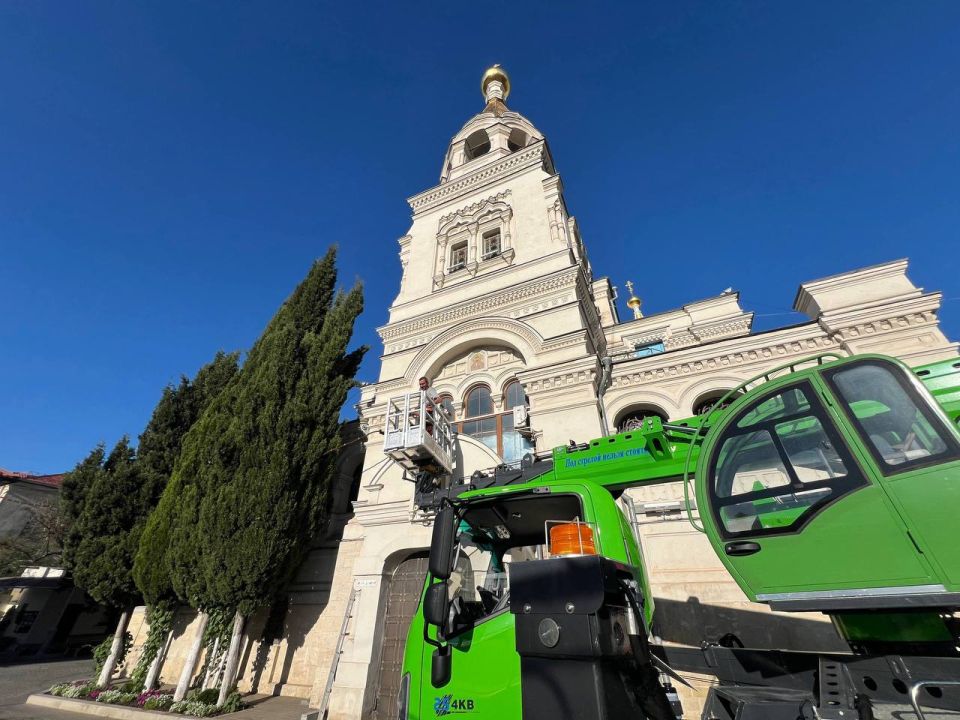 Михаил Развожаев: В Севастополе стартовала подготовка к реставрации двух значимых соборов — федерального и регионального значения Михаил Развожаев: В Севастополе стартовала подготовка к реставрации двух значимых соборов — федерального и регионального значения