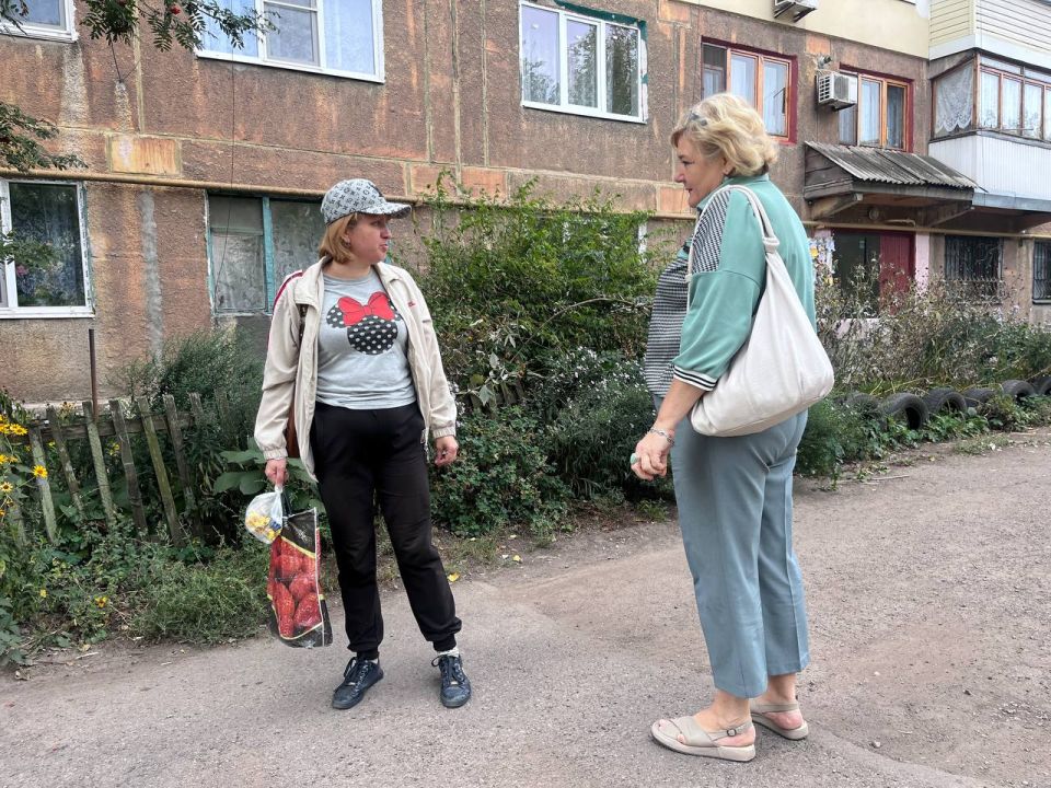 Сегодня, 16 сентября, заместитель руководителя Управы Центрально-Городского внутригородского района Лариса Онищенко и представитель Филиала «Макеевкатеплосеть» ГУП ДНР «ДОНБАССТЕПЛОЭНЕРГО» Жанна Анатольевна Ямпольская ... Сегодня, 16 сентября, заместитель руководителя Управы Центрально-Городского внутригородского района Лариса Онищенко и представитель Филиала «Макеевкатеплосеть» ГУП ДНР «ДОНБАССТЕПЛОЭНЕРГО» Жанна Анатольевна Ямпольская ...