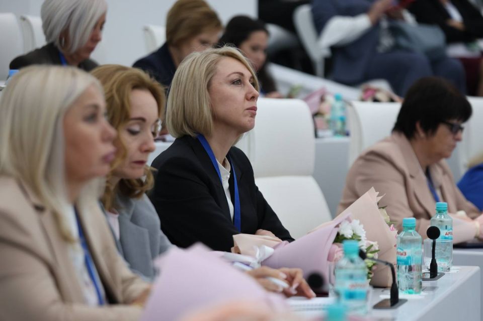 В Салехарде проходит Всероссийское совещание с руководителями органов ЗАГС В Салехарде проходит Всероссийское совещание с руководителями органов ЗАГС