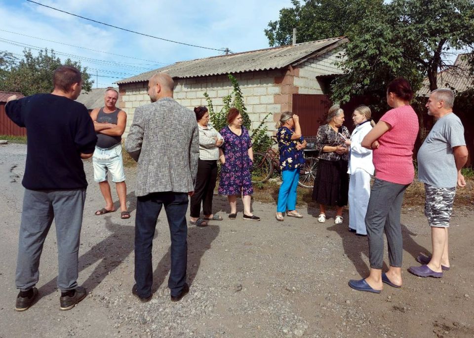 Иван Адамец: Первый заместитель руководителя управы Куйбышевского внутригородского района провела встречу с жильцами на улице Гарибальди Иван Адамец: Первый заместитель руководителя управы Куйбышевского внутригородского района провела встречу с жильцами на улице Гарибальди