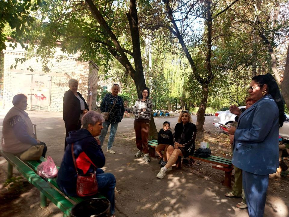 Наталья Бегуненко: По поручению Главы ДНР Дениса Пушилина в Петровском районе продолжаются встречи с населением Наталья Бегуненко: По поручению Главы ДНР Дениса Пушилина в Петровском районе продолжаются встречи с населением