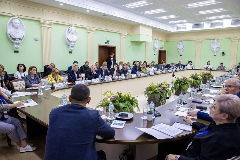 12 сентября 2025 года в Научно-практическом центре медико-социальной реабилитации инвалидов им. Л. И. Швецовой в Москве состоялась дискуссионная площадка «Инновационные подходы к комплексной реабилитации инвалидов» в рамках... 12 сентября 2025 года в Научно-практическом центре медико-социальной реабилитации инвалидов им. Л. И. Швецовой в Москве состоялась дискуссионная площадка «Инновационные подходы к комплексной реабилитации инвалидов» в рамках...