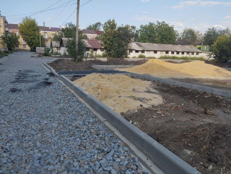 Виктория Жукова: Подрядчики Нижегородской области благоустроят дворы для жителей Харцызска Виктория Жукова: Подрядчики Нижегородской области благоустроят дворы для жителей Харцызска