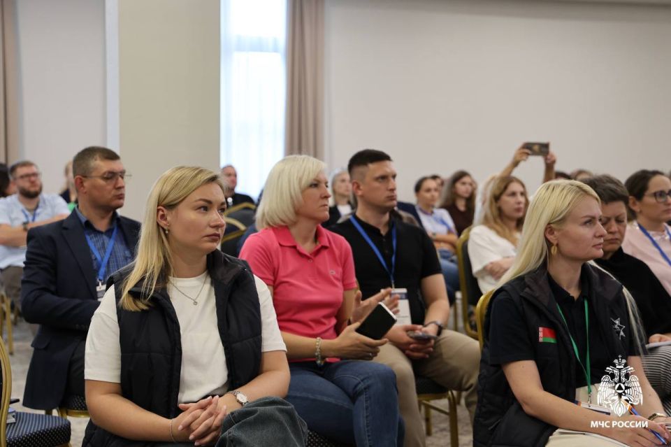 Юлиана Бедило из ДНР признана лучшим руководителем инфоподразделения МЧС России Юлиана Бедило из ДНР признана лучшим руководителем инфоподразделения МЧС России