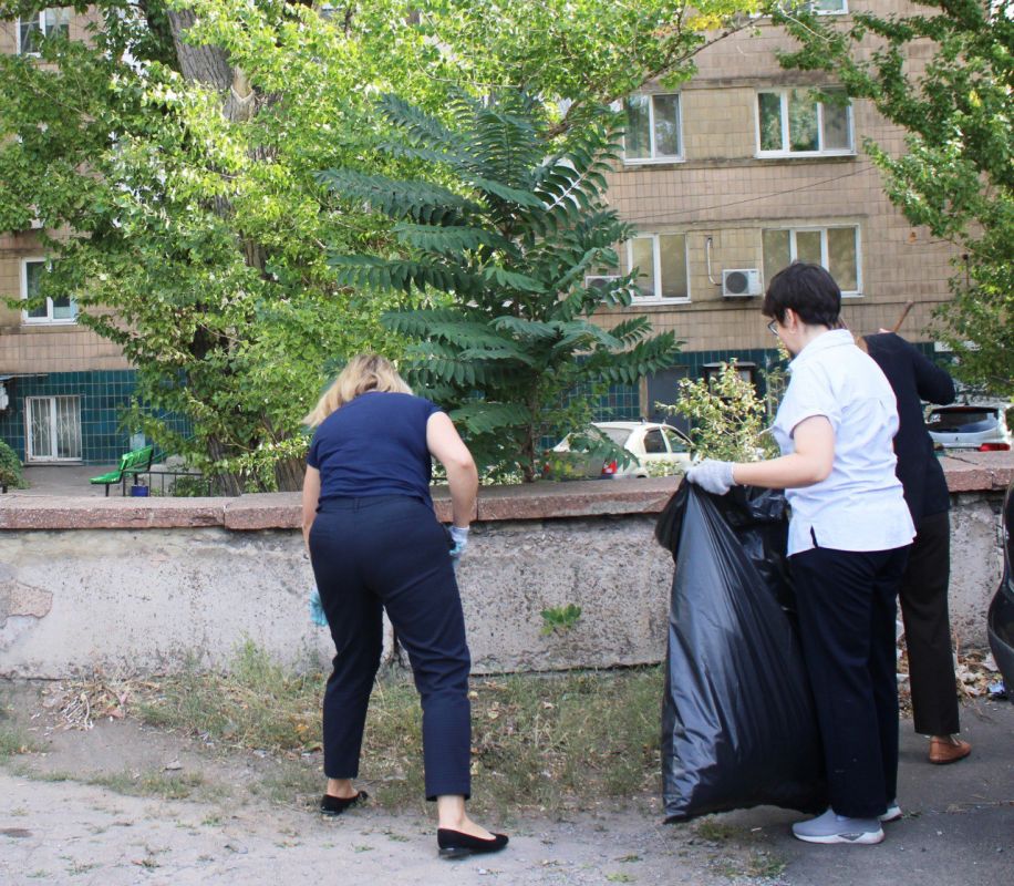 16 сентября специалисты Управления Федеральной службы по ветеринарному и фитосанитарному надзору по Донецкой Народной Республике и Луганской Народной Республике приняли участие во Всероссийском экологическом субботнике... 16 сентября специалисты Управления Федеральной службы по ветеринарному и фитосанитарному надзору по Донецкой Народной Республике и Луганской Народной Республике приняли участие во Всероссийском экологическом субботнике...