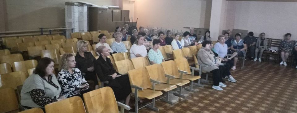 Наталья Бегуненко: По поручению Главы ДНР Дениса Пушилина в Петровском районе продолжаются встречи с населением Наталья Бегуненко: По поручению Главы ДНР Дениса Пушилина в Петровском районе продолжаются встречи с населением