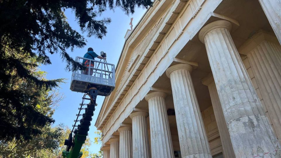 Михаил Развожаев: В Севастополе стартовала подготовка к реставрации двух значимых соборов — федерального и регионального значения Михаил Развожаев: В Севастополе стартовала подготовка к реставрации двух значимых соборов — федерального и регионального значения